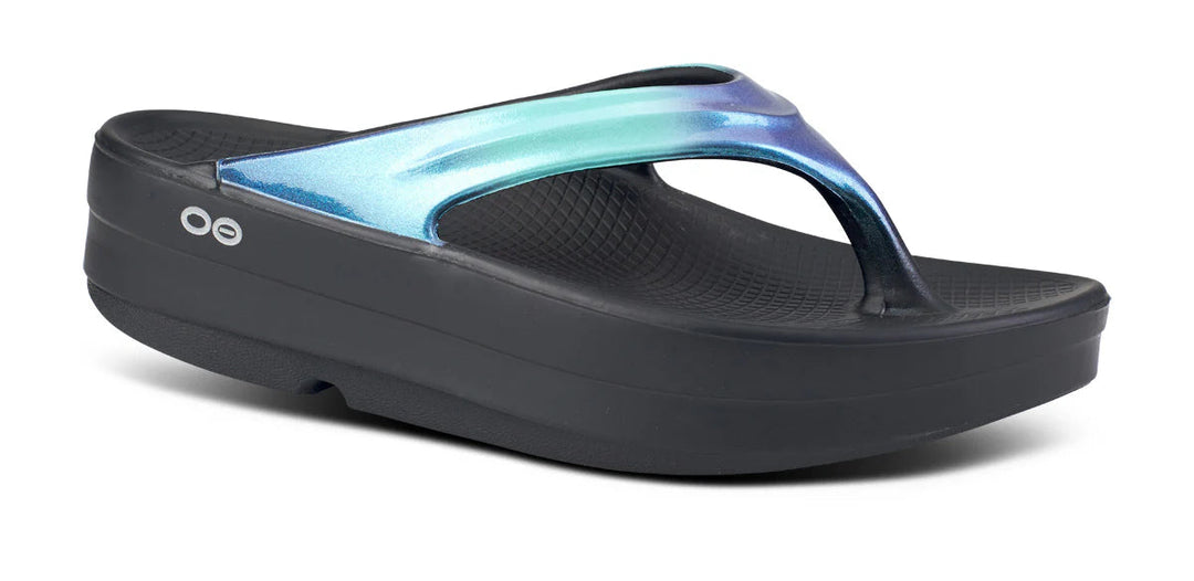 OOFOS Women's OOmega OOlala Luxe Sandal OOFOS