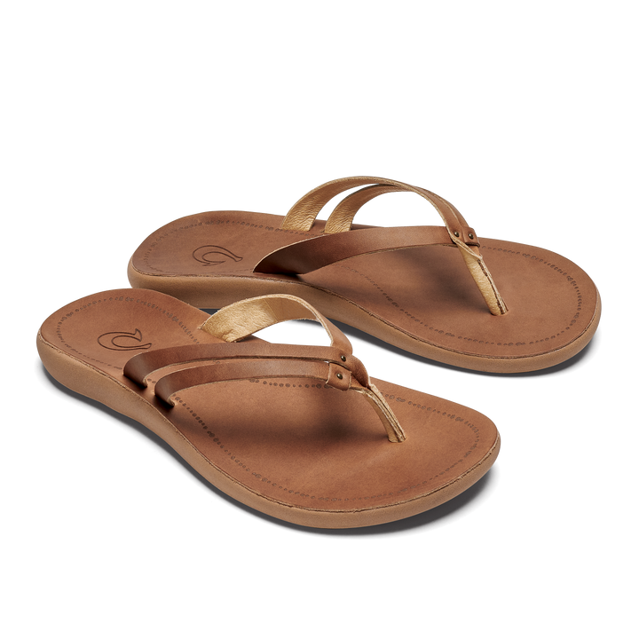 OluKai Women's Kapehe Luana Olukai