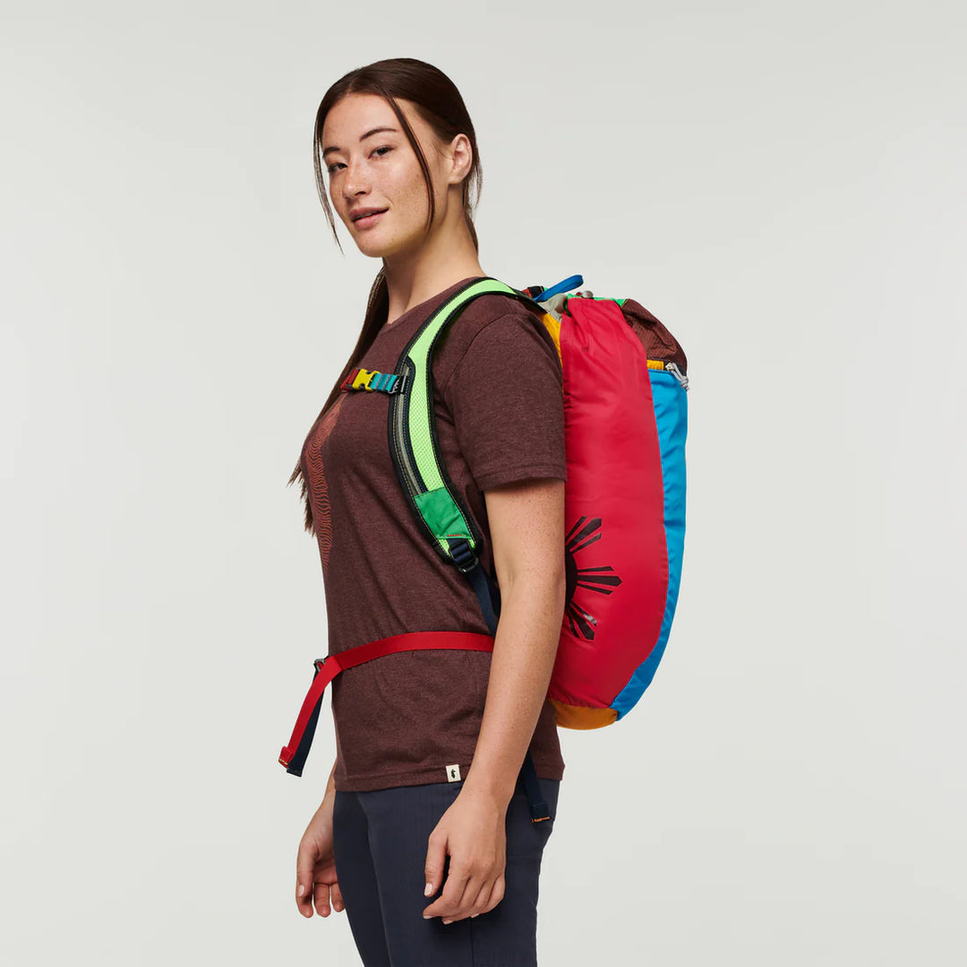 Cotopaxi Luzon 18L Daypack Del Dia (Mystery Colors)