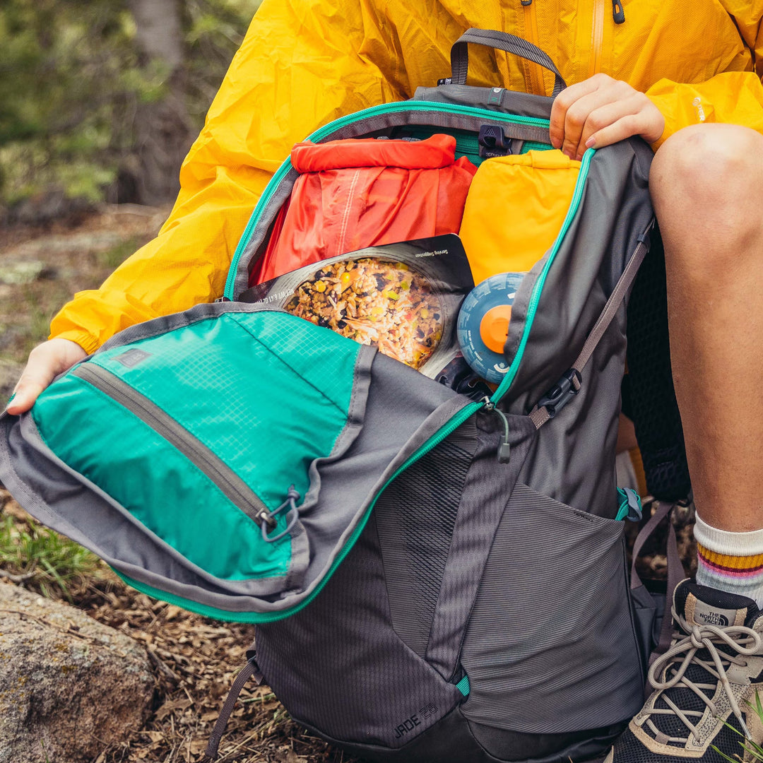 Gregory Packs (Women's Fit) Jade 28 - Hiking Pack Gregory