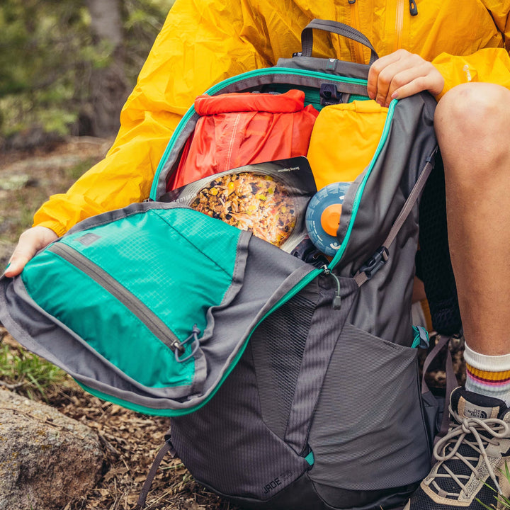 Gregory Packs (Women's Fit) Jade 28 - Hiking Pack Gregory
