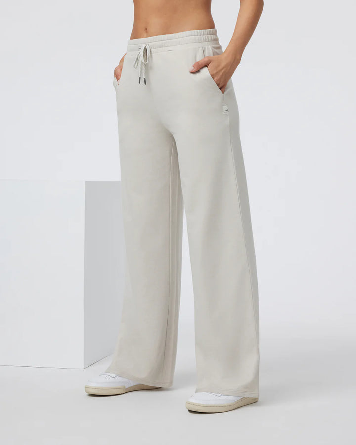 Vuori Women's Halo Essential Wideleg Vuori