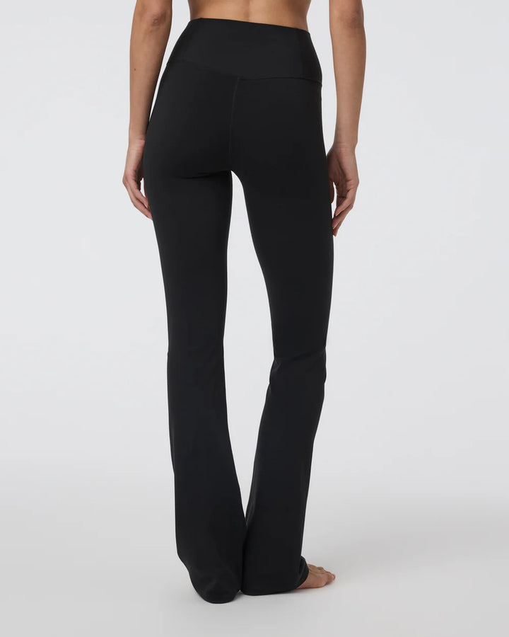 Vuori Women's AllTheFeels Slim Flare Vuori