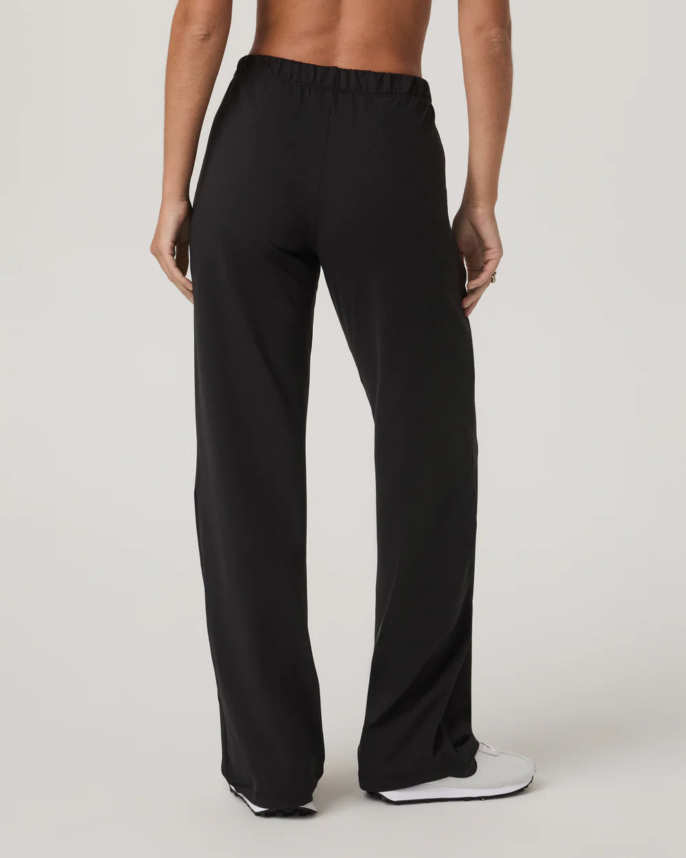 Vuori Women's Halo Modern Straight Leg Pant Vuori